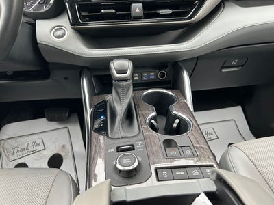 2022 Toyota Highlander Limited