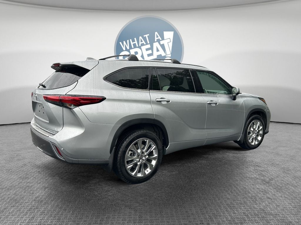 2022 Toyota Highlander Limited