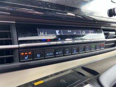 2023 Toyota Sienna Platinum 7 Passenger