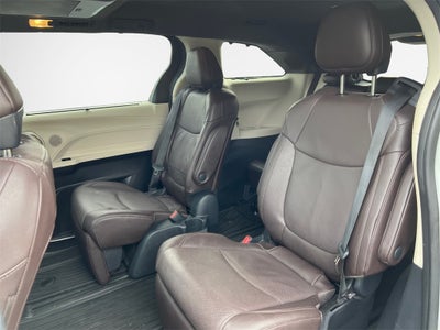 2023 Toyota Sienna Platinum 7 Passenger