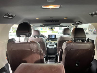 2023 Toyota Sienna Platinum 7 Passenger