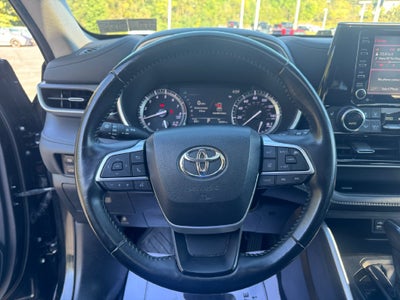 2022 Toyota Highlander XLE