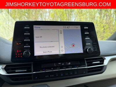 2023 Toyota Sienna XLE 8 Passenger