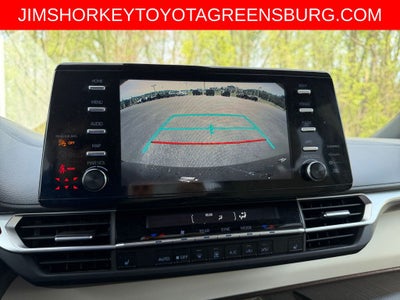 2023 Toyota Sienna XLE 8 Passenger