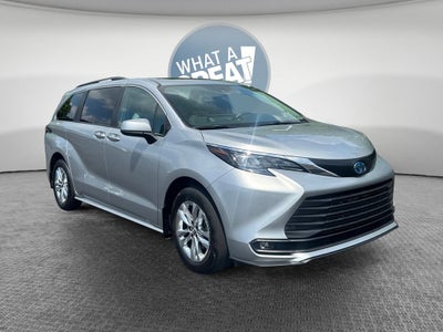 2025 Toyota Sienna XLE 7 Passenger