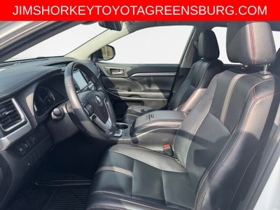 2019 Toyota Highlander SE
