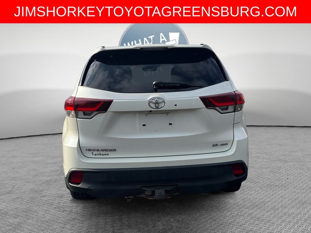 2019 Toyota Highlander SE