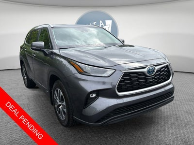2023 Toyota Highlander Hybrid XLE