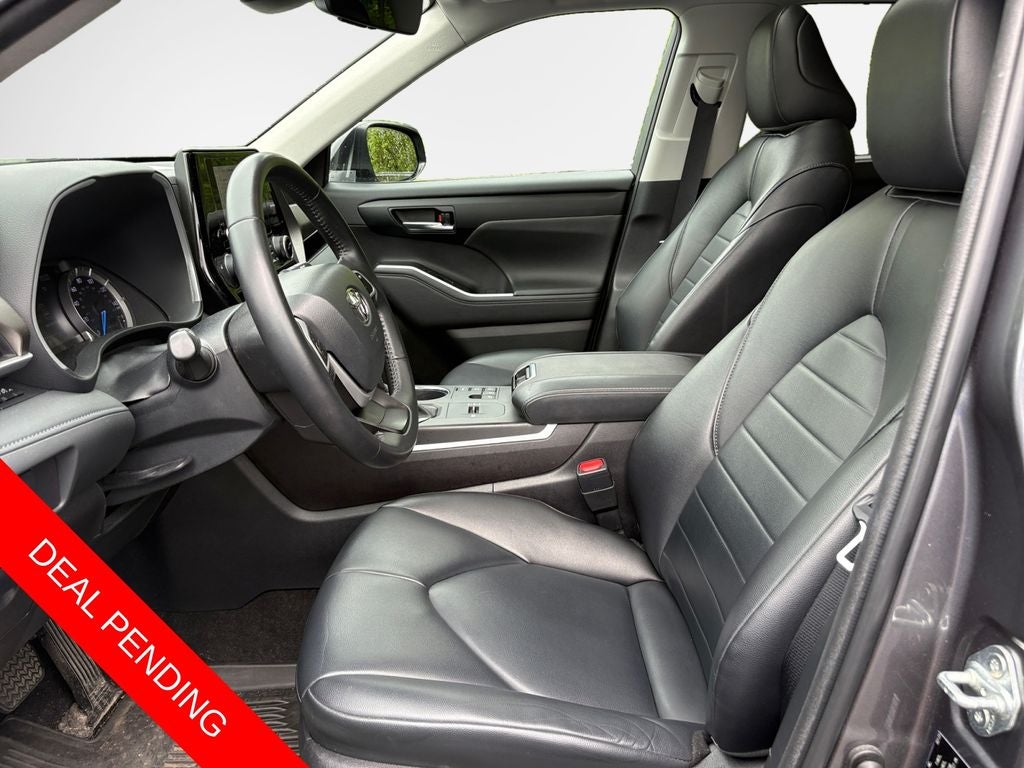 2023 Toyota Highlander Hybrid XLE