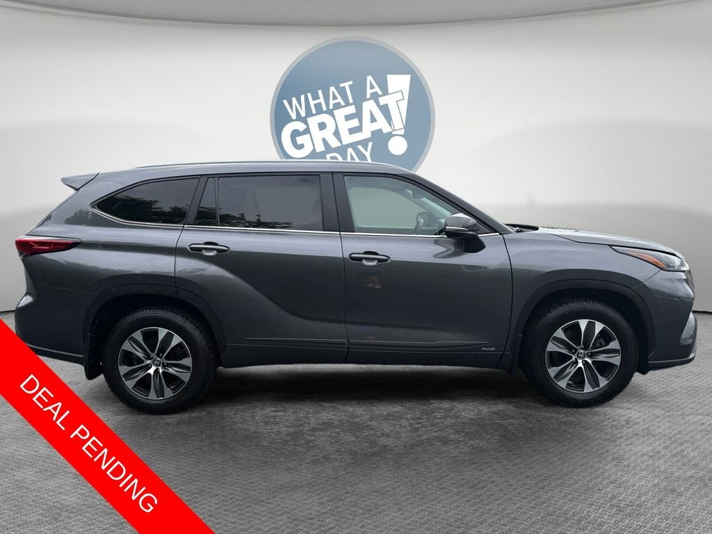 2023 Toyota Highlander Hybrid XLE