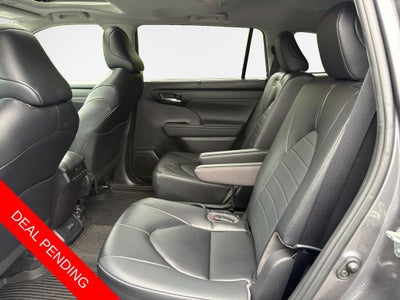 2023 Toyota Highlander Hybrid XLE