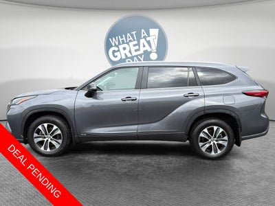 2023 Toyota Highlander Hybrid XLE