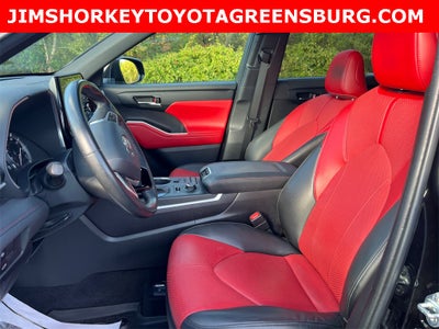 2022 Toyota Highlander XSE