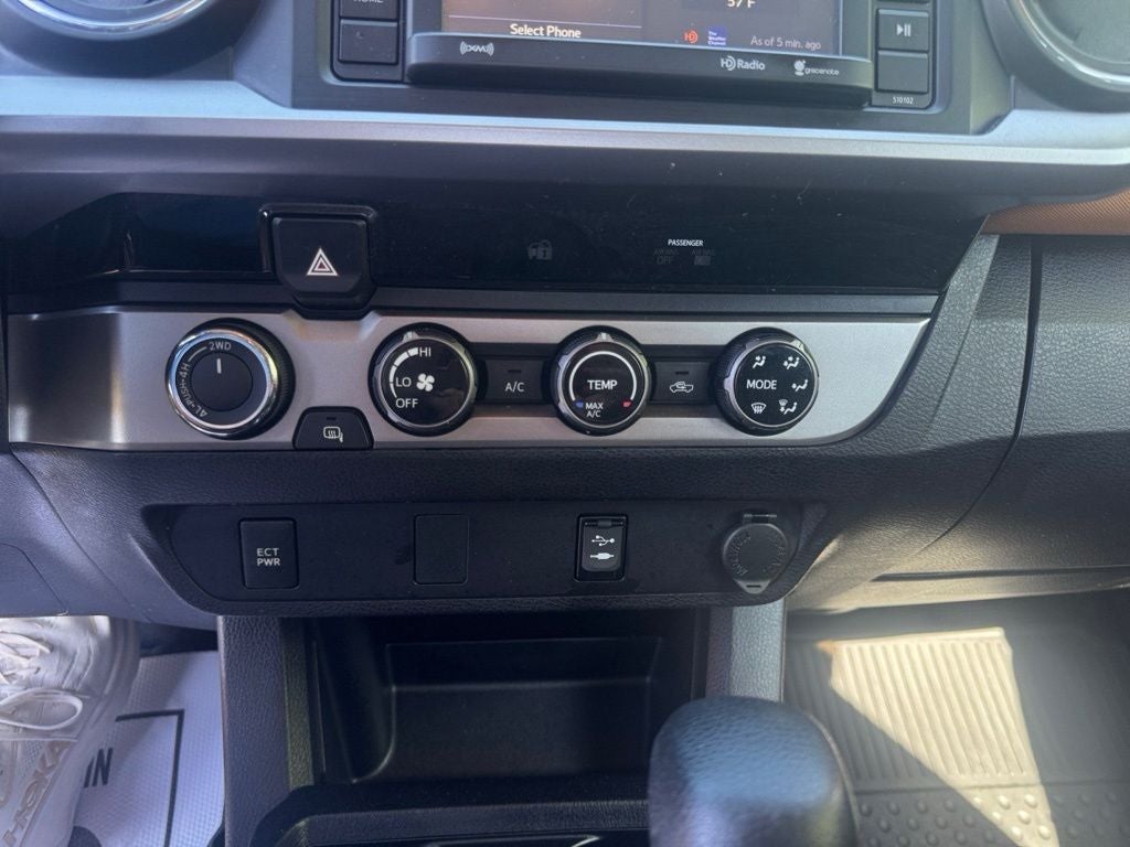 2017 Toyota Tacoma SR5