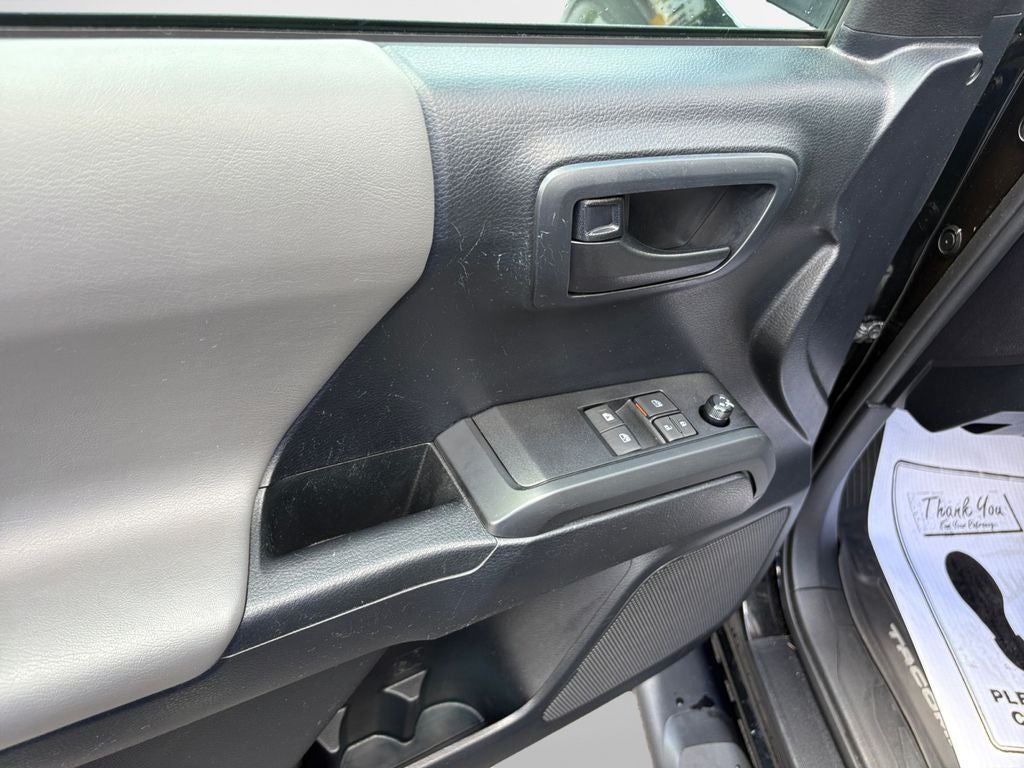 2019 Toyota Tacoma SR