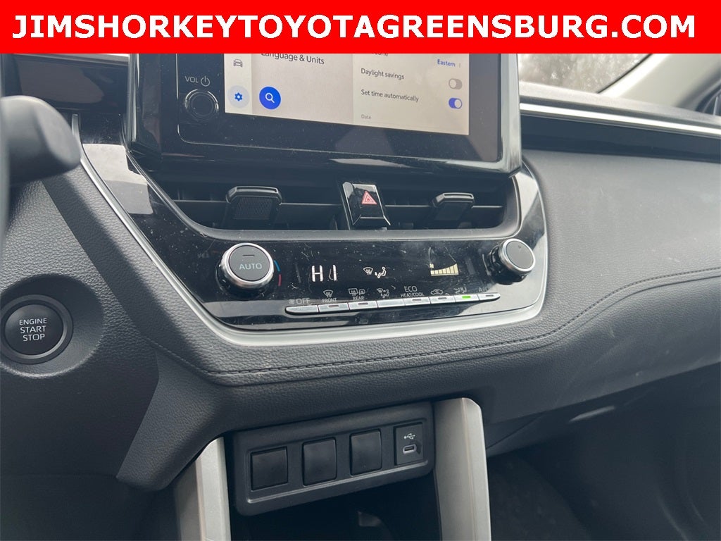 2024 Toyota Corolla Cross LE