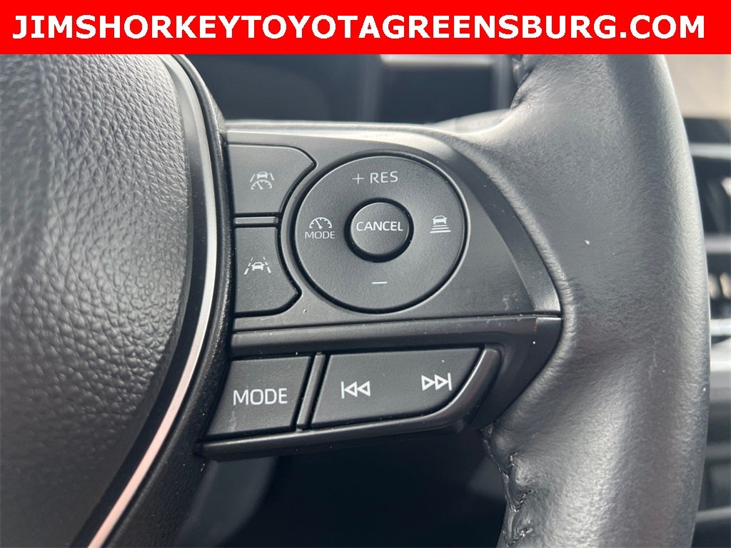 2024 Toyota Corolla Cross LE