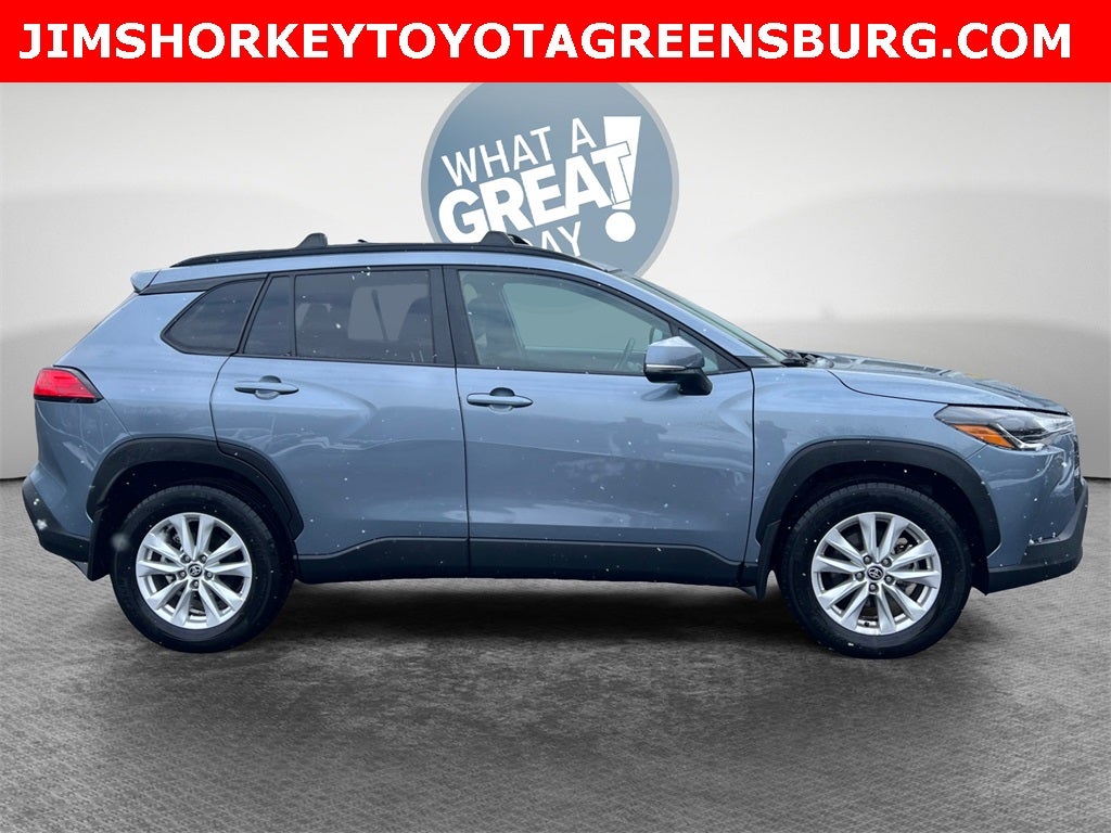 2024 Toyota Corolla Cross LE