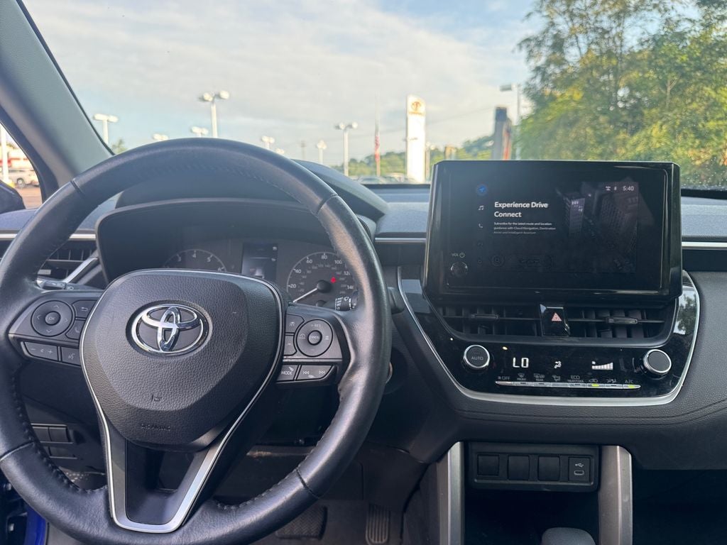 2023 Toyota Corolla Cross LE