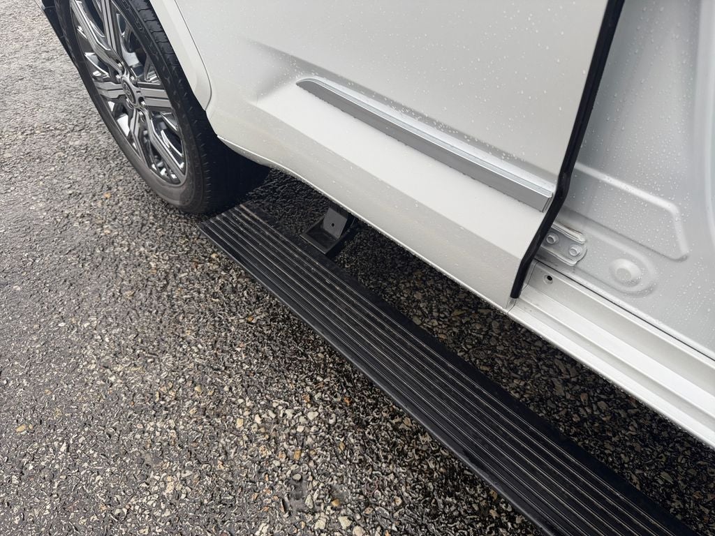 2023 Toyota Sequoia Capstone