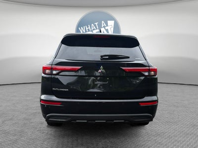 2024 Mitsubishi Outlander ES