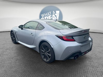 2024 Toyota GR86 Premium