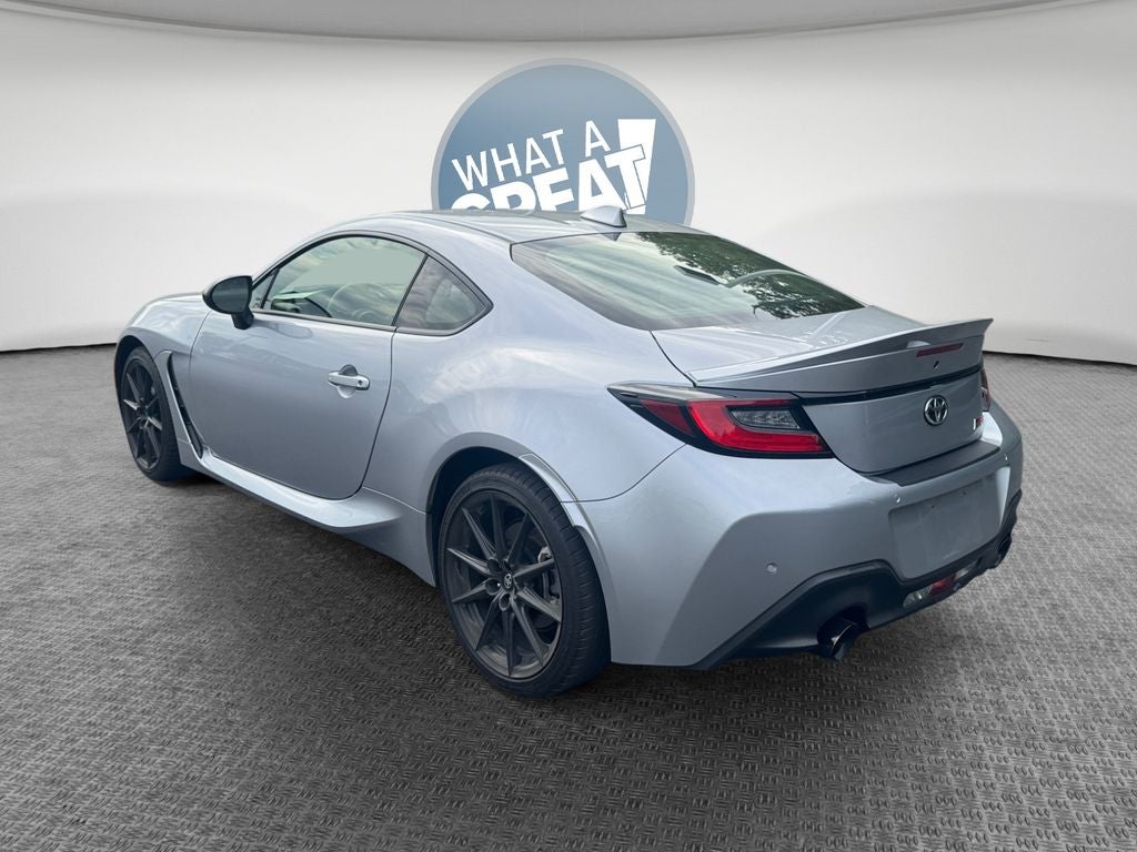 2024 Toyota GR86 Premium