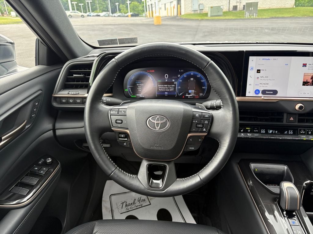 2025 Toyota Crown Signia XLE