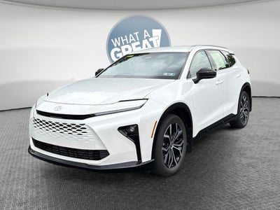 2025 Toyota Crown Signia XLE