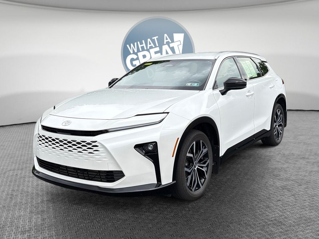 2025 Toyota Crown Signia XLE