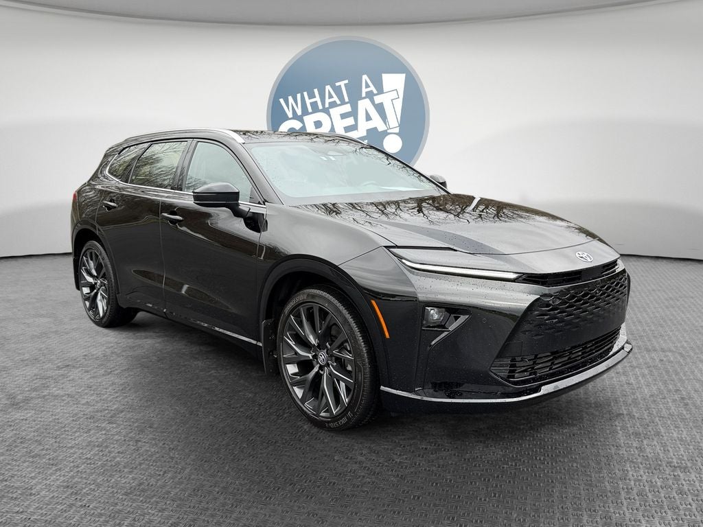 2025 Toyota Crown Signia Limited