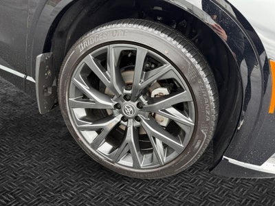 2025 Toyota Crown Signia Limited