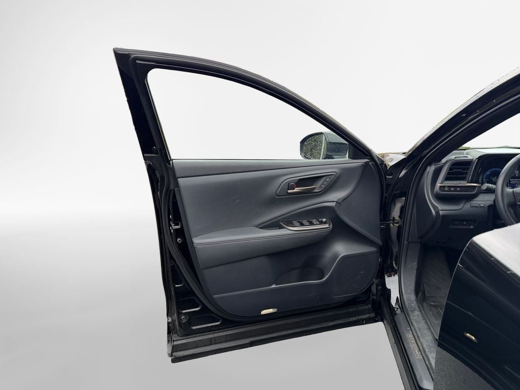 2025 Toyota Crown Signia Limited