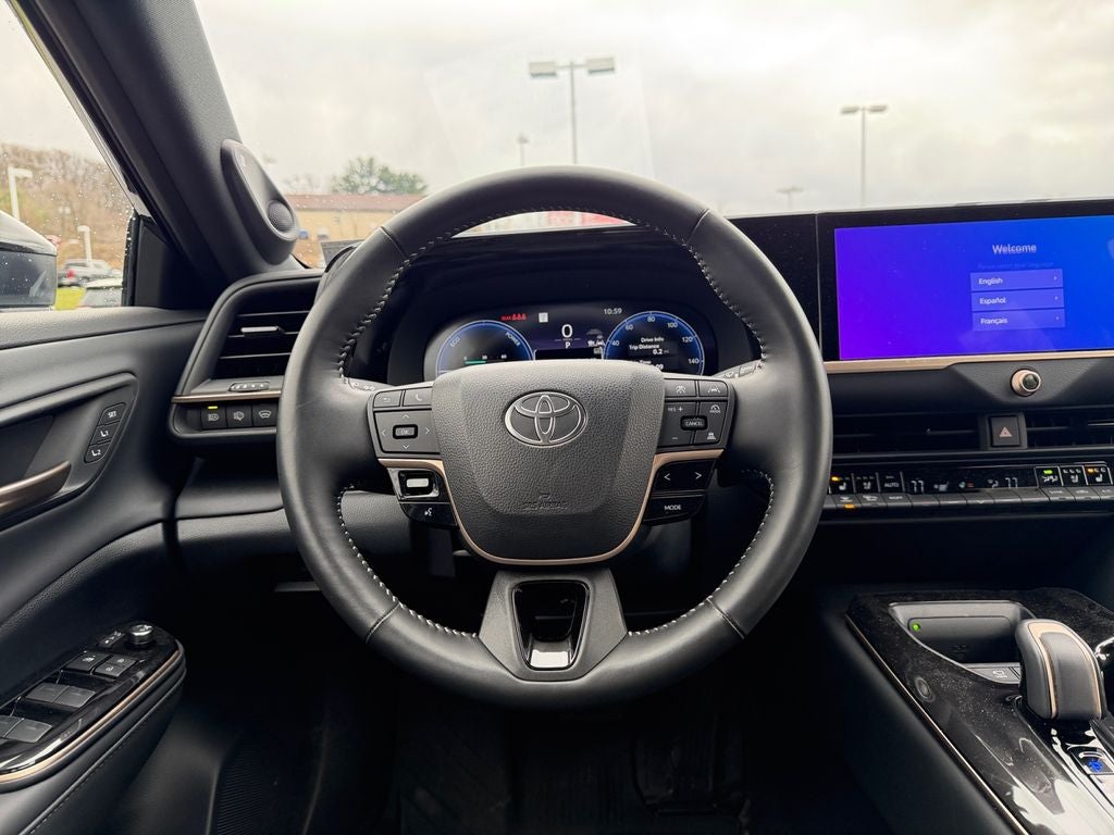 2025 Toyota Crown Signia Limited