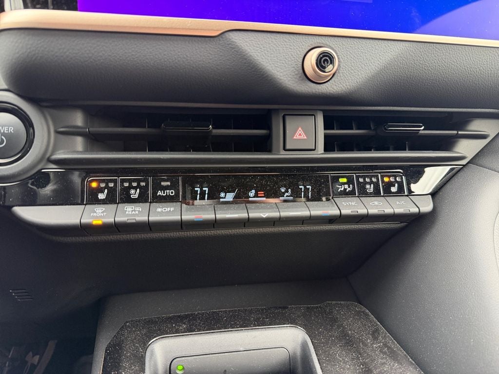 2025 Toyota Crown Signia Limited