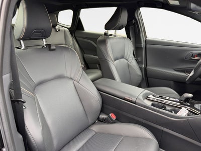 2025 Toyota Crown Signia Limited