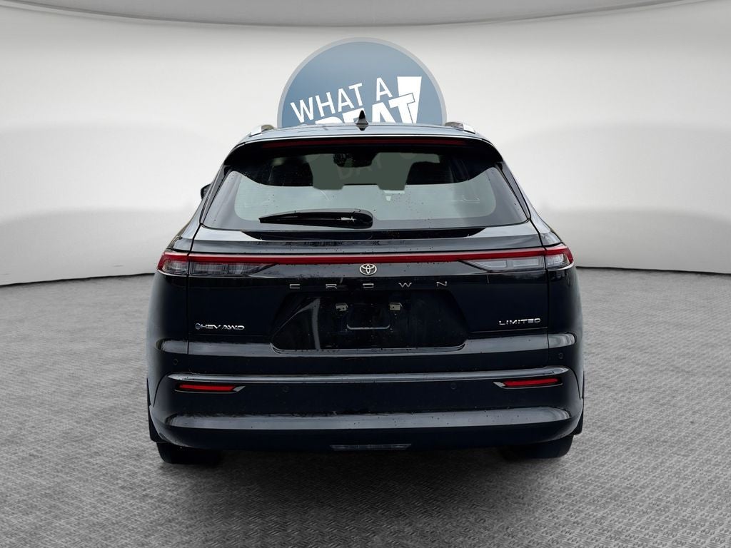 2025 Toyota Crown Signia Limited