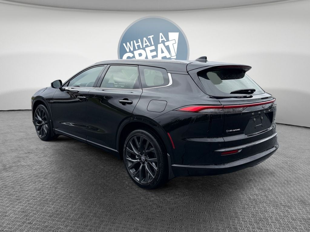 2025 Toyota Crown Signia Limited