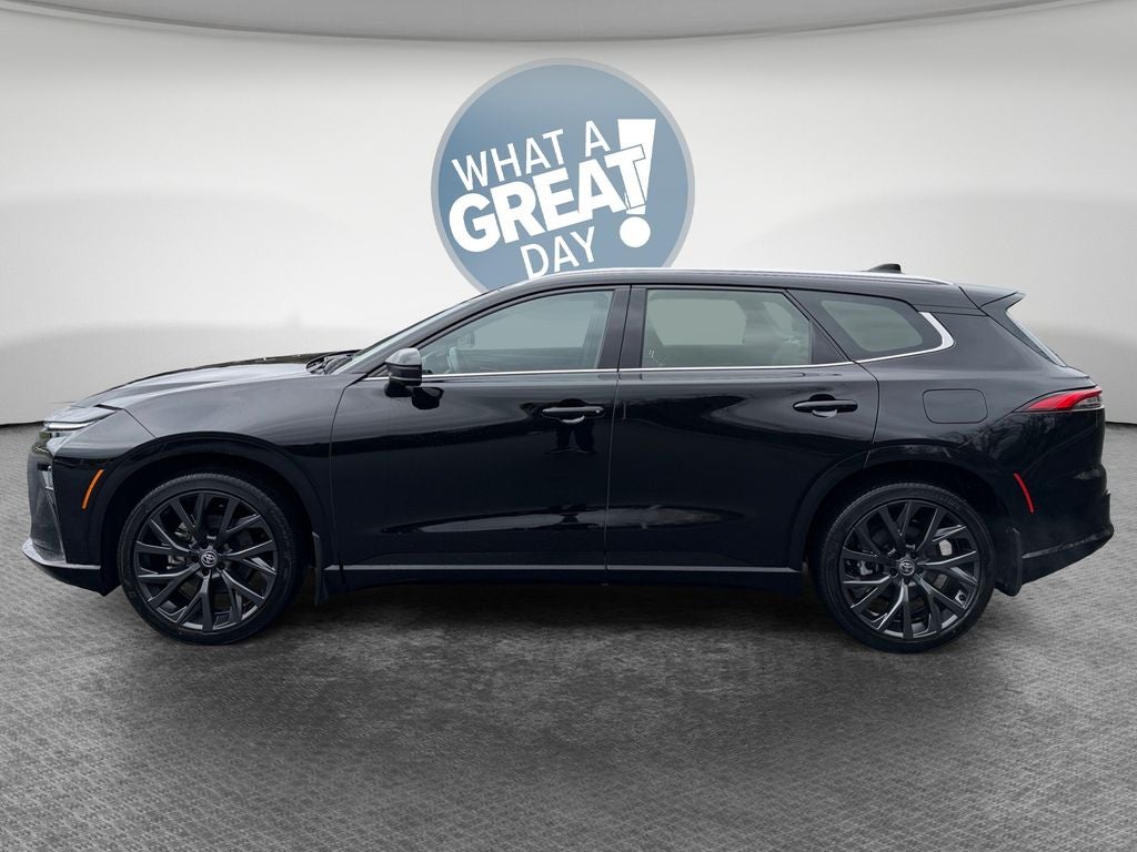 2025 Toyota Crown Signia Limited