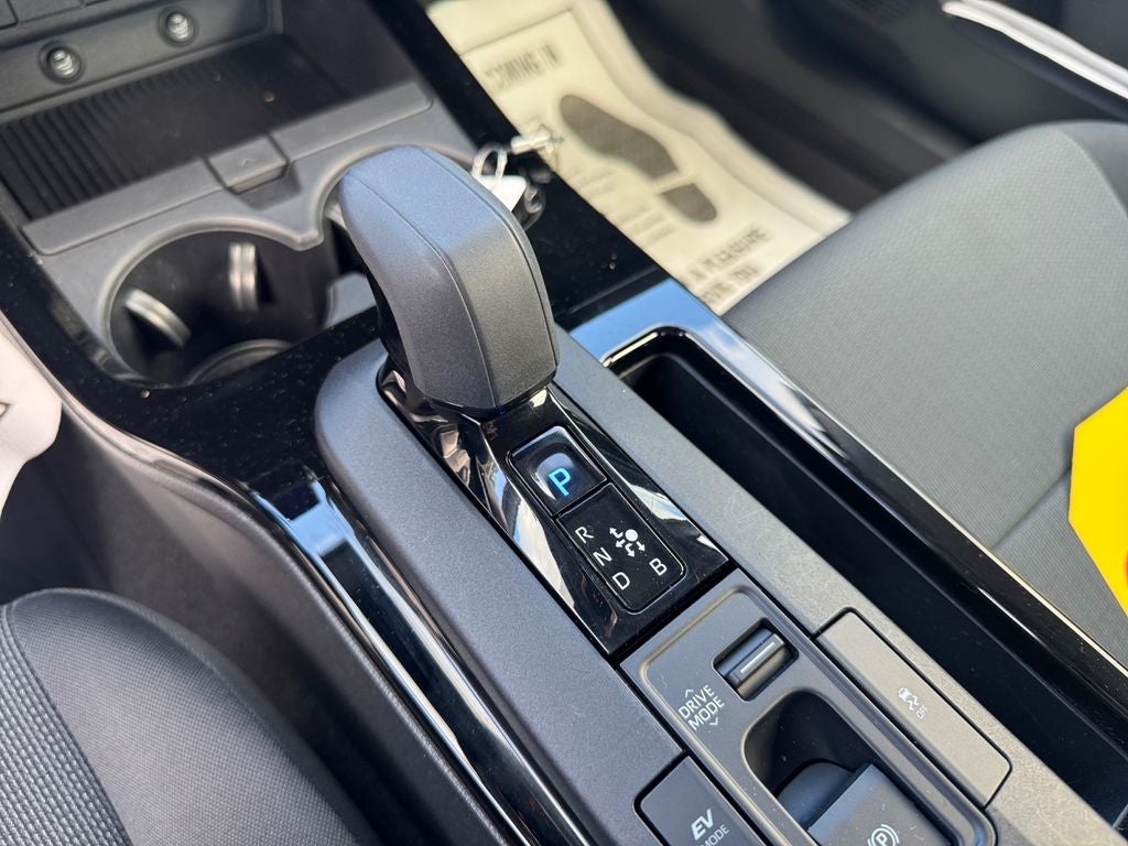 2023 Toyota Prius LE