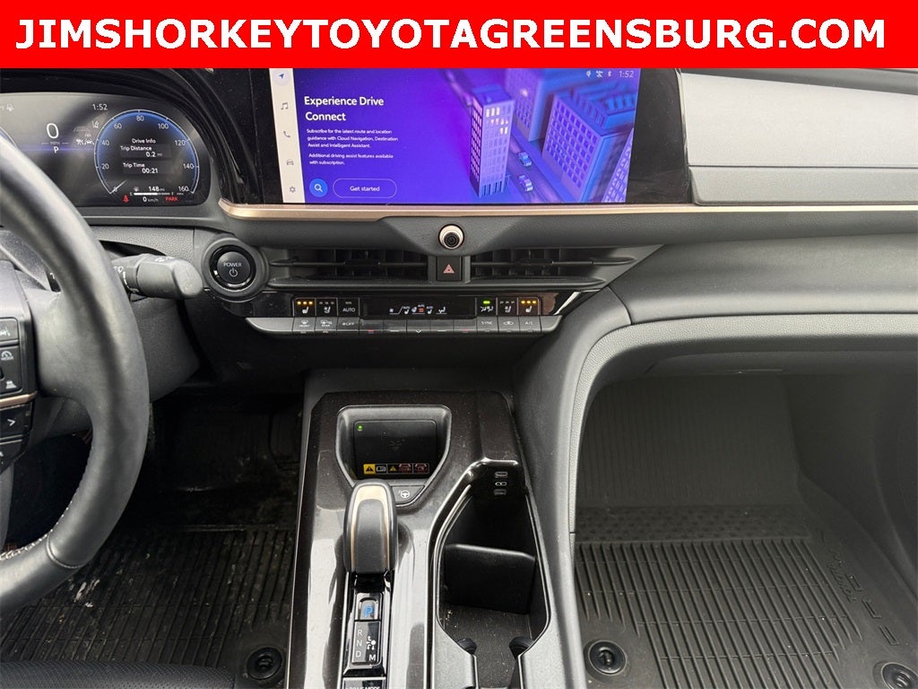 2024 Toyota Crown Platinum