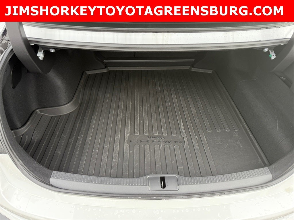 2024 Toyota Crown Platinum