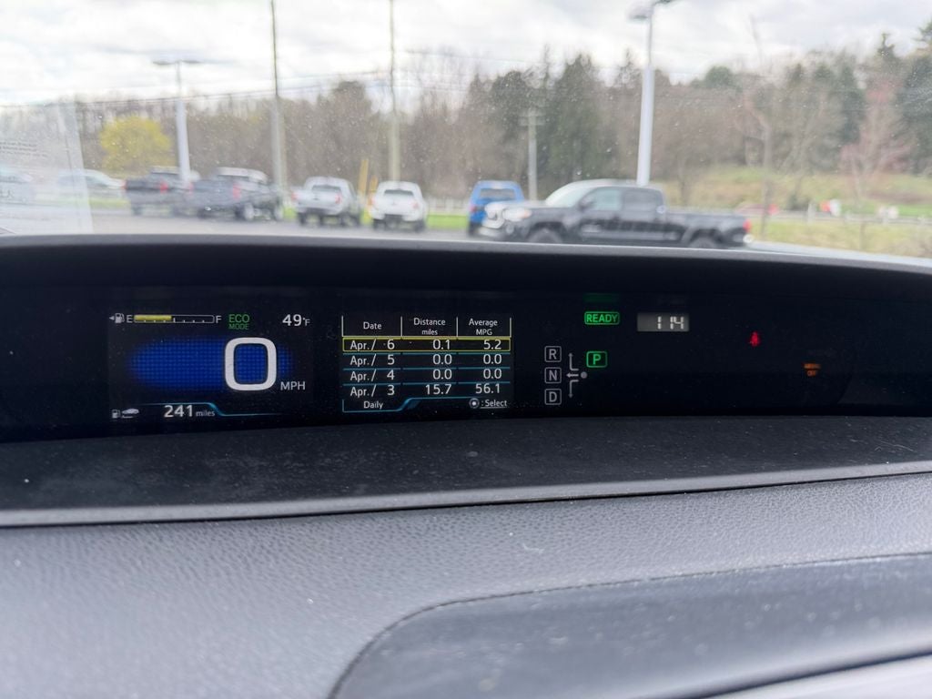 2016 Toyota Prius Three Touring