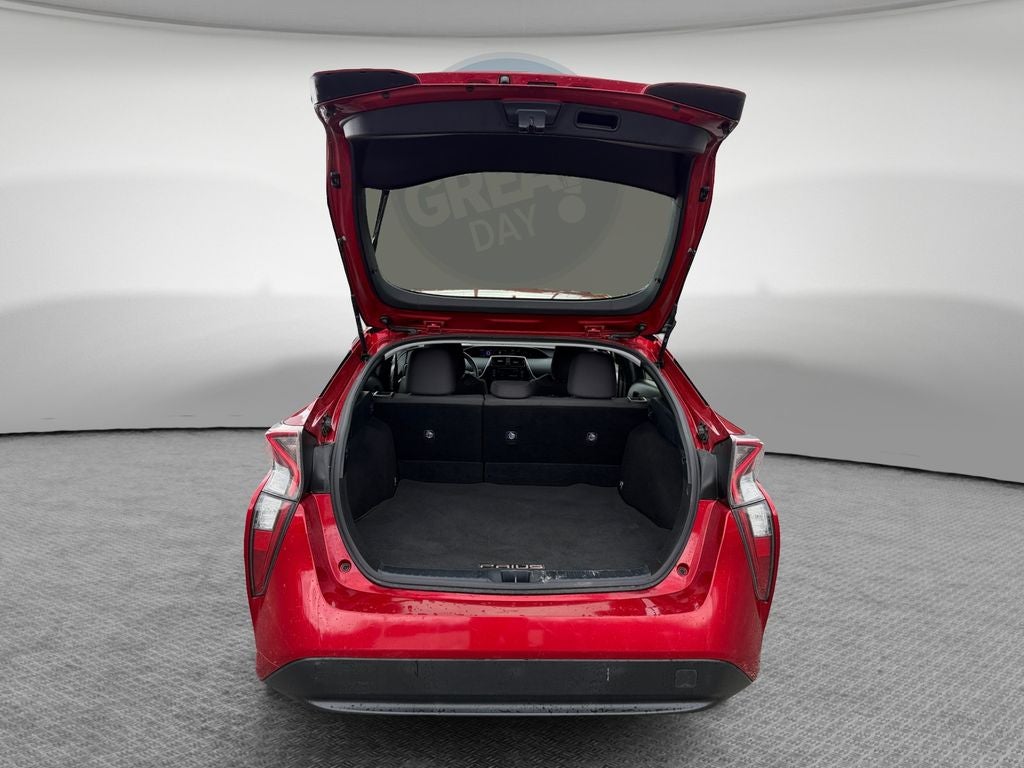 2016 Toyota Prius Three Touring