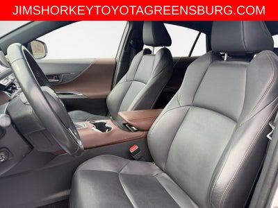 2023 Toyota Venza Base