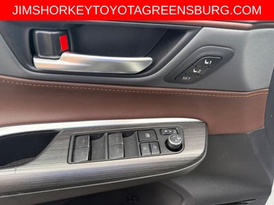 2023 Toyota Venza Base