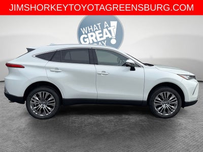 2023 Toyota Venza Base