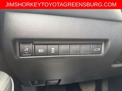 2023 Toyota Venza Base