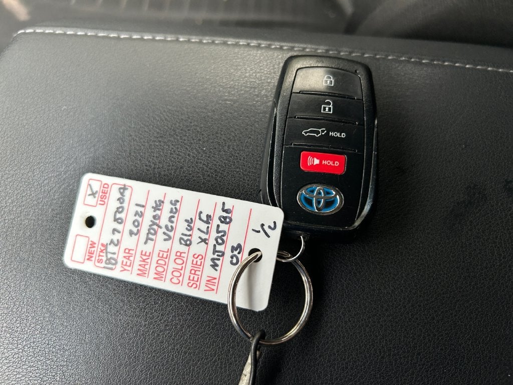 2021 Toyota Venza LE