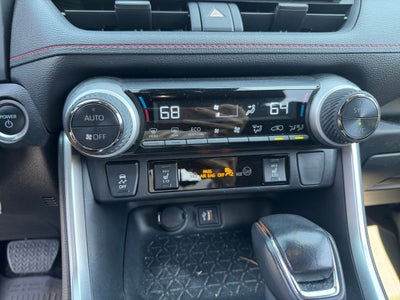 2024 Toyota RAV4 Prime SE